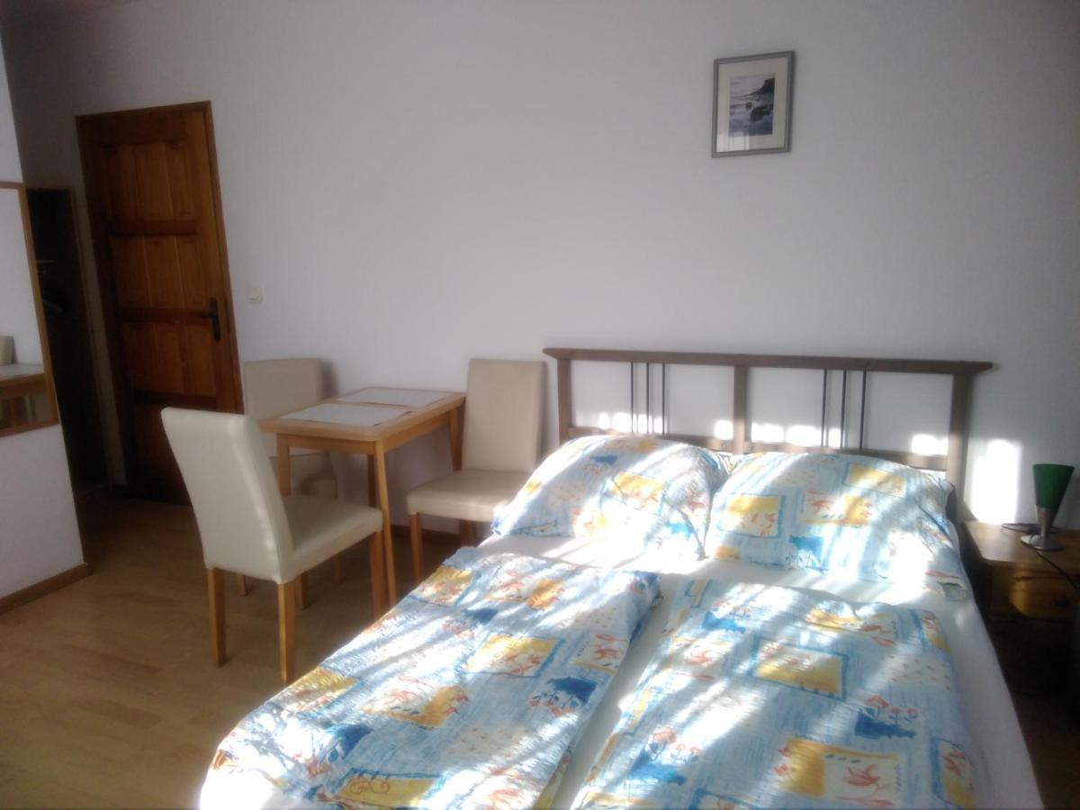 Bed and Breakfast Dom Pod Sosnami Mielno  Esterno foto